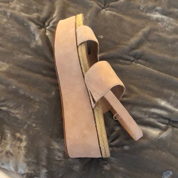 Alice + Olivia Anastasia Platforms in Blush - Picture 4 of 4